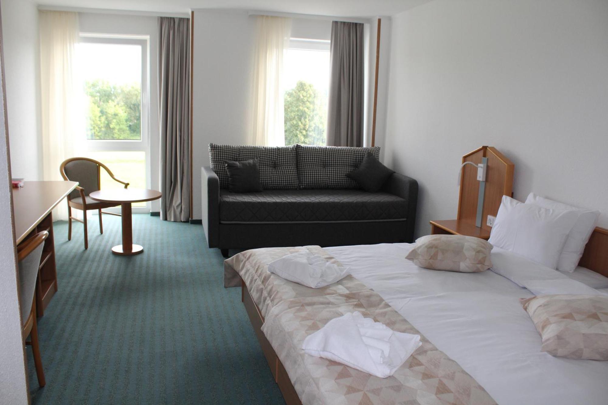 Hotel Bessunger Forst Rossdorf  Экстерьер фото
